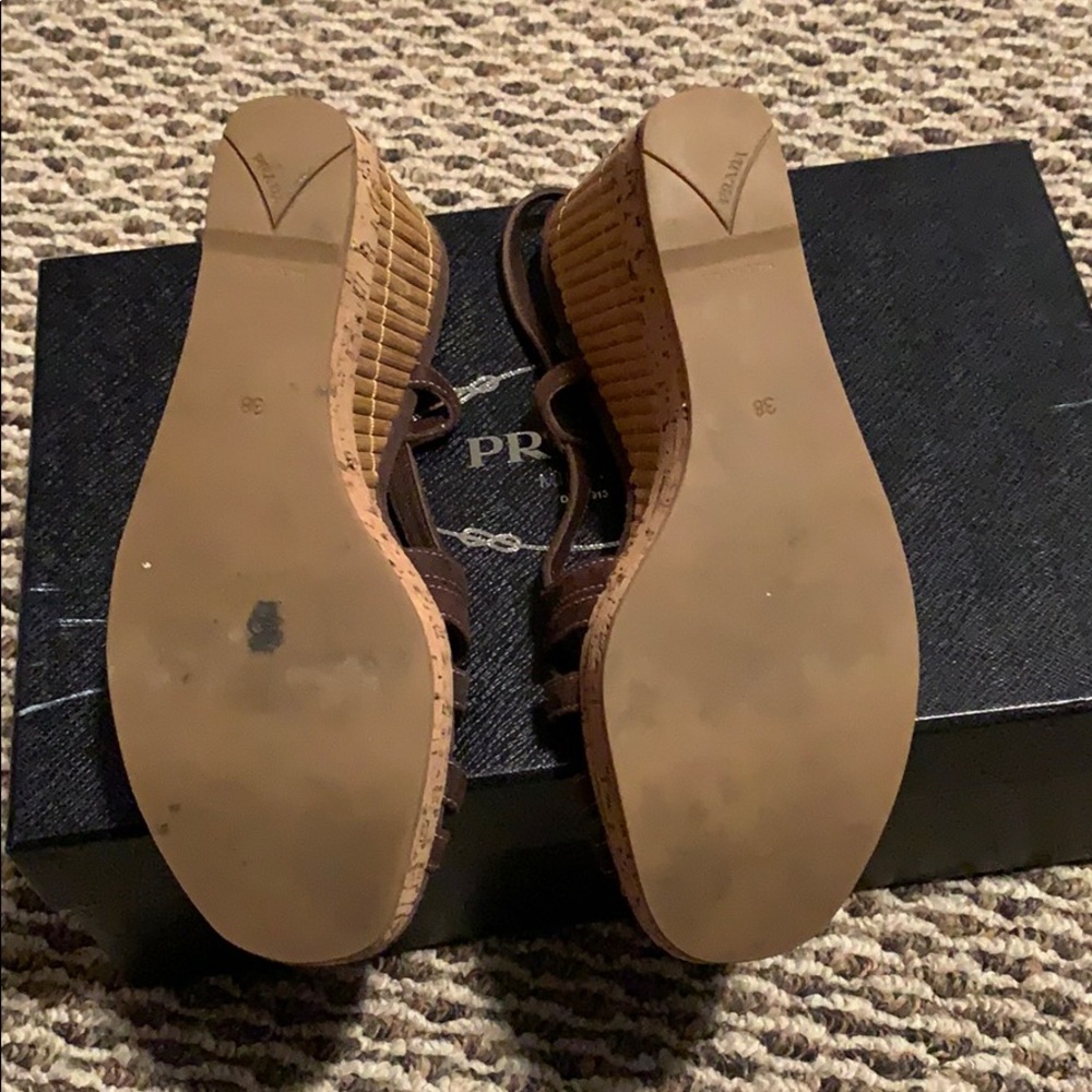 Ladies Prada brown suede wedges. - Picture 4 of 6